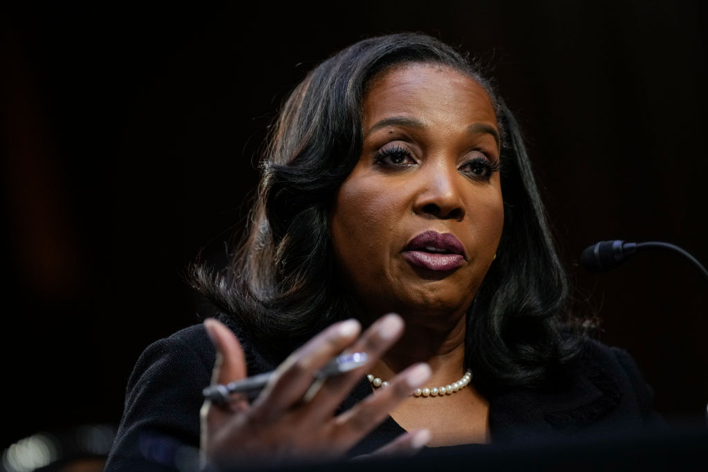 Supreme Court Lets Lisa Cook Remain as a Federal Reserve Governor for Now