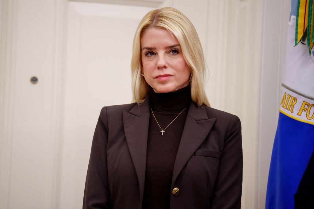 Attorney General Bondi Touts Memphis Arrests During Federal Deployment as US, State Officials Meet