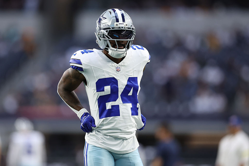 Injured Cowboys Running Back Miles Sanders is Out for the Season, Team Executive Says