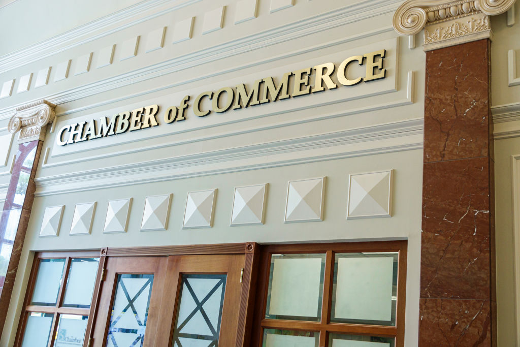 US Chamber of Commerce Sues Trump Administration Over $100,000 H-1B Visa Fee