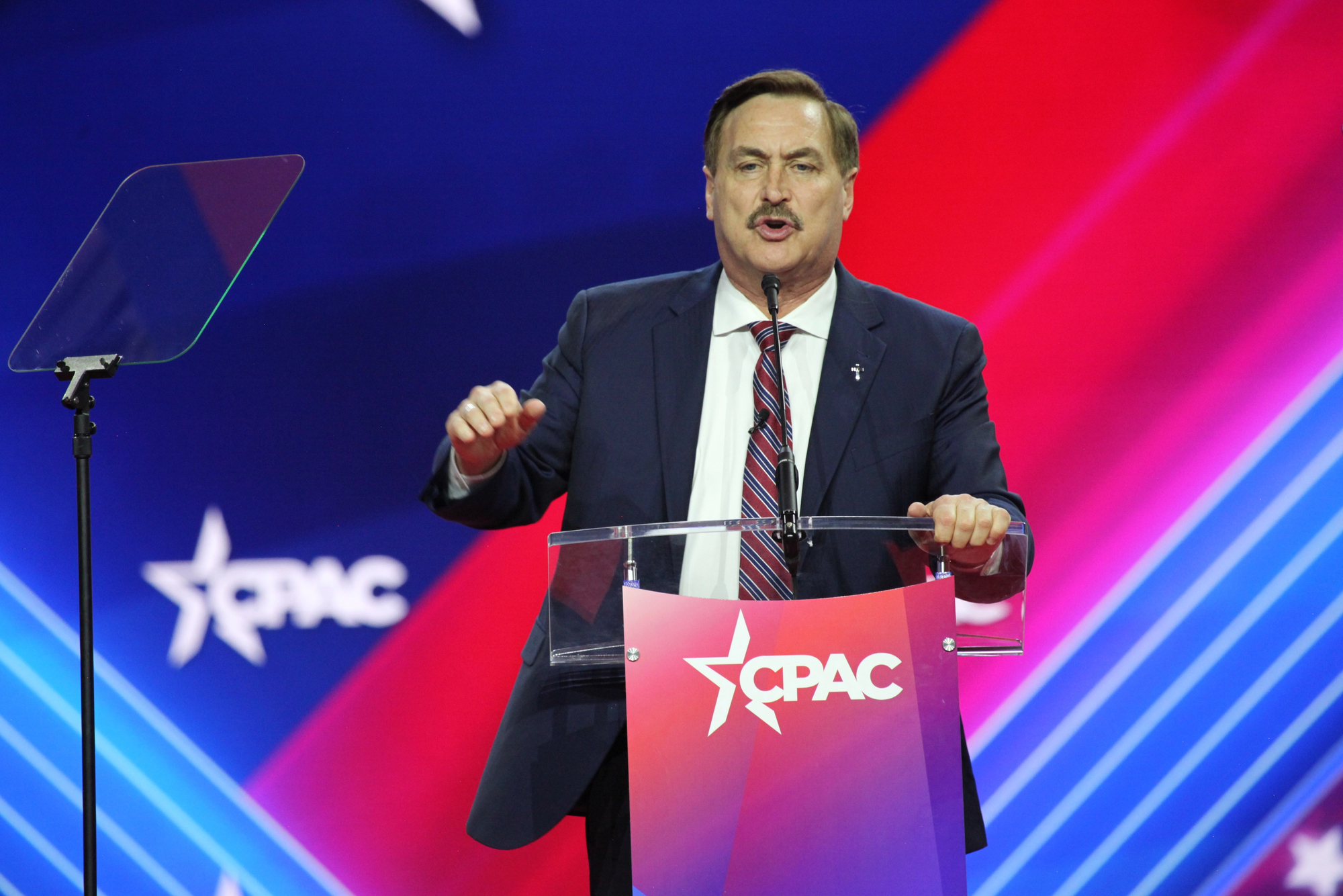 MyPillow Founder and Trump Supporter Mike Lindell Says He’s Running for Minnesota Governor in 2026