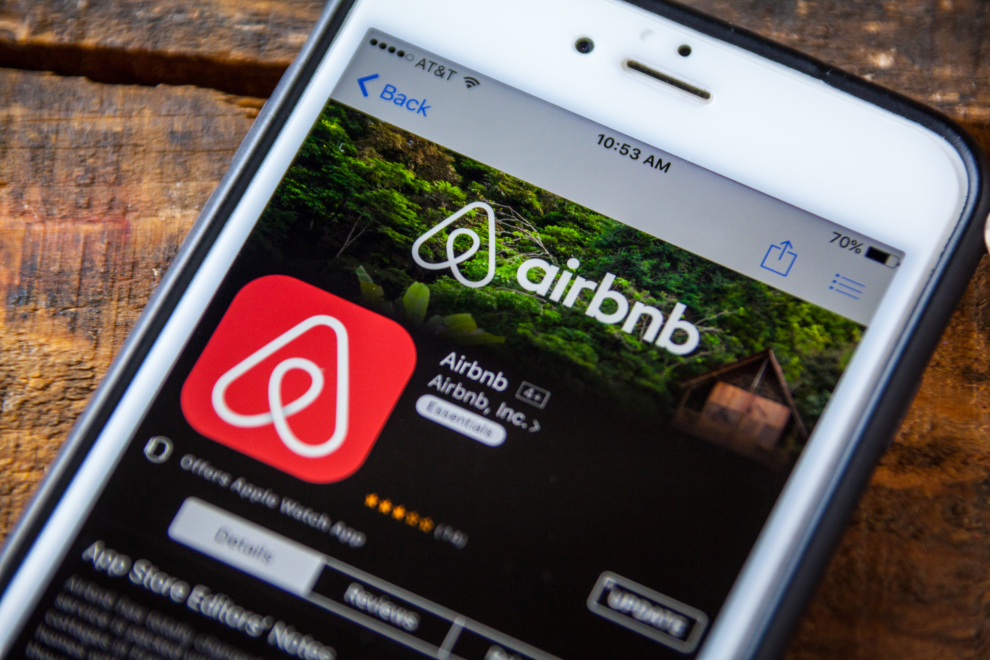 Spain Fines Airbnb $75 Million for Unlicensed Tourist Rentals