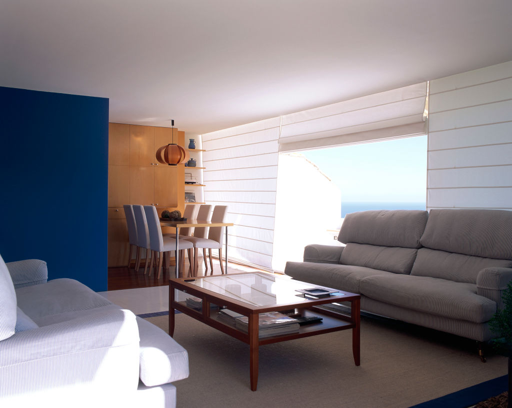 Trump Delays Increased Tariffs on Upholstered Furniture, Kitchen Cabinets and Vanities for a Year