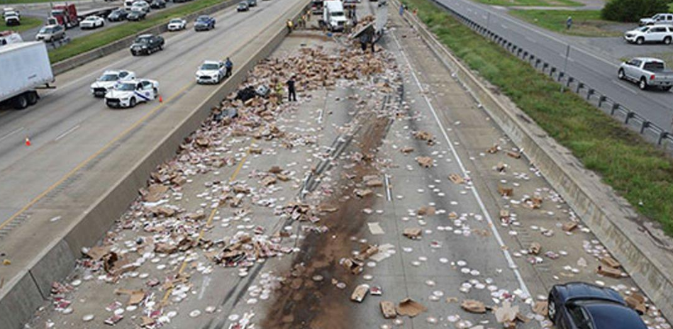 Hundreds of Frozen Pizzas Spill on I-30 in Arkansas; Frwy Shut Down for 4 Hours