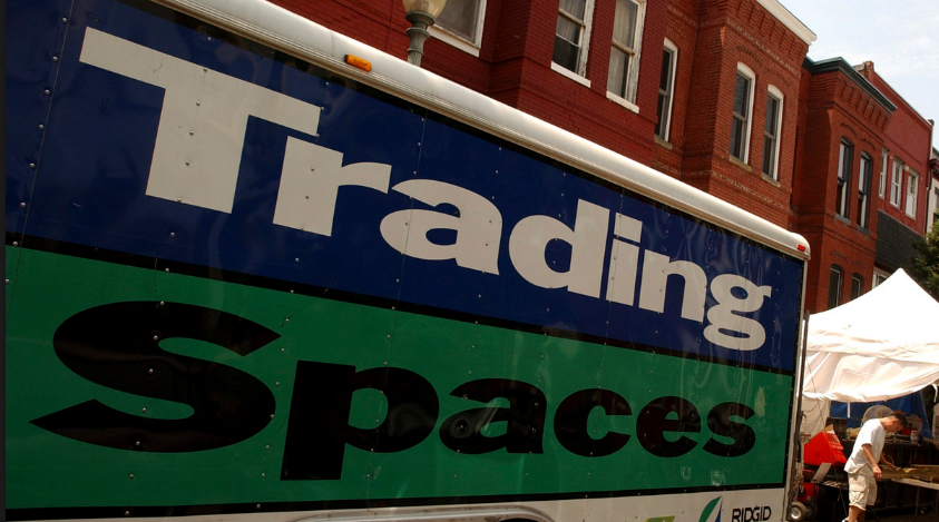 ‘Trading Spaces’ is Coming Back With The Original Designers