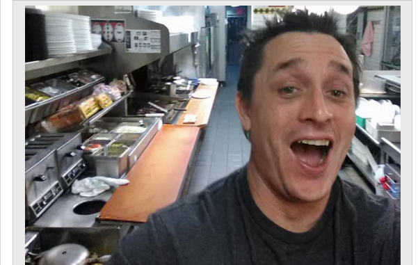 Man Cooks at Waffle House Because Staff is Sleeping