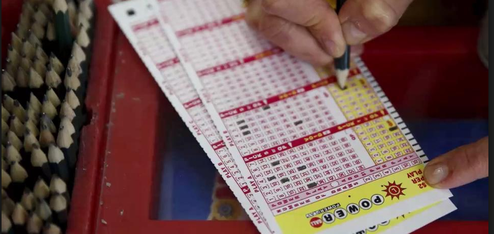 Powerball $570 Million Jackpot with Winning Ticket in New Hampshire