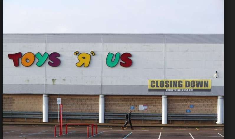 Farewell: Toys R Us Shuts Down Their Website