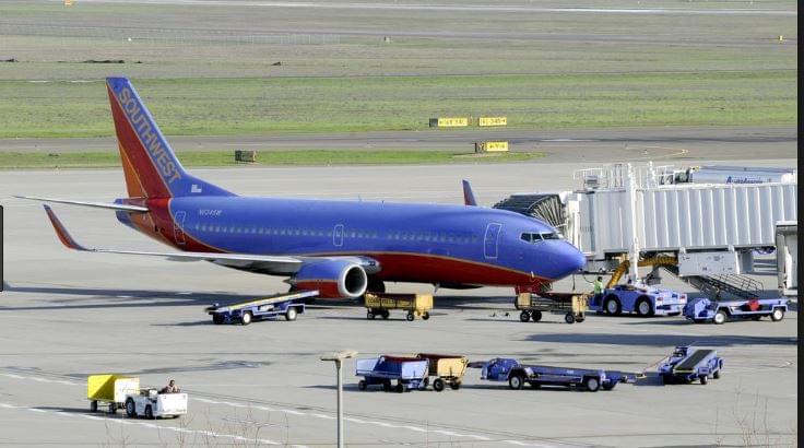 Southwest Gives Flight 1380 Passengers $5,000 checks