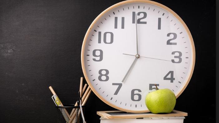 Some Schools Removing Analog Clocks Because Kids Can’t Read Them
