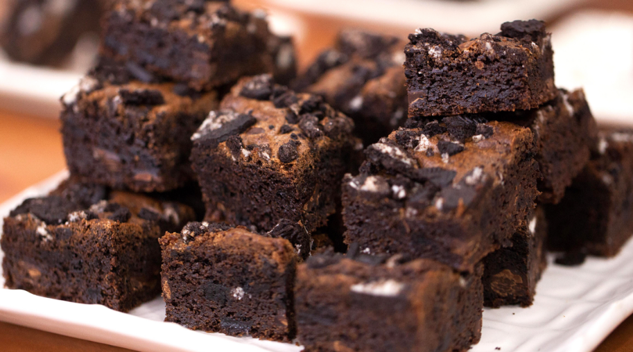 Woman Baked Laxatives Into Brownies for Co-worker’s Send Off