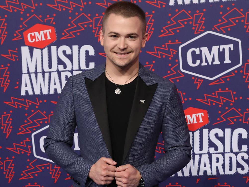Hunter Hayes Announces New Album, “Wild Blue,” and Performs New Single, “Heartbreak” [Watch]
