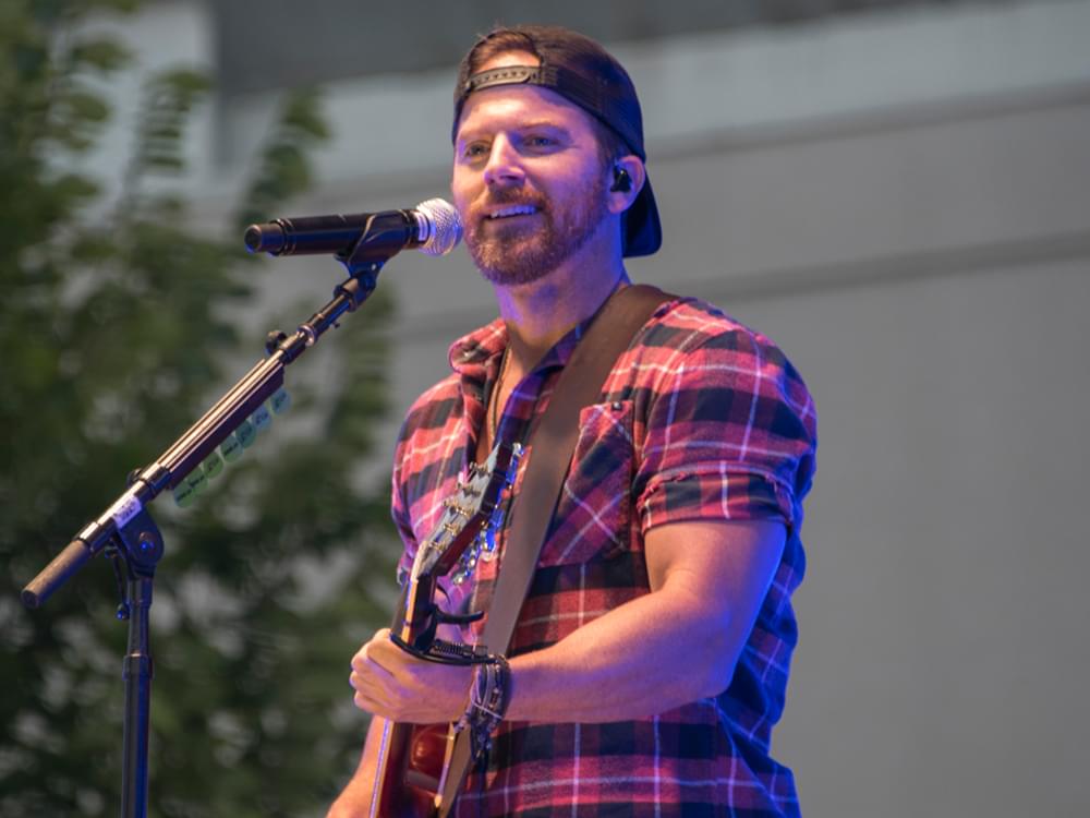Watch Kip Moore’s Lively New Video for “She’s Mine”