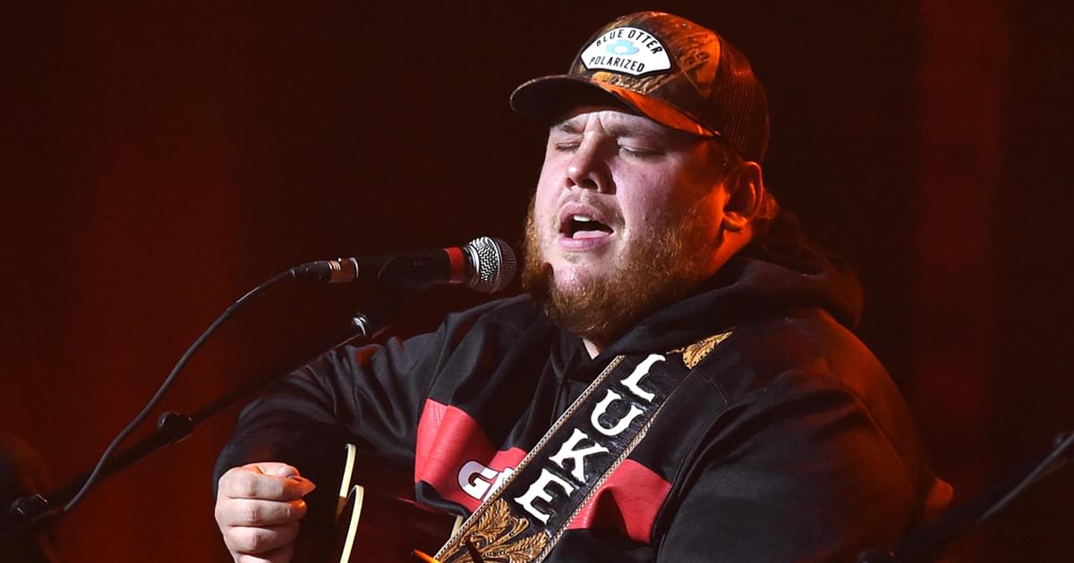 Watch Luke Combs Perform “Lovin’ On You” on “The Tonight Show”