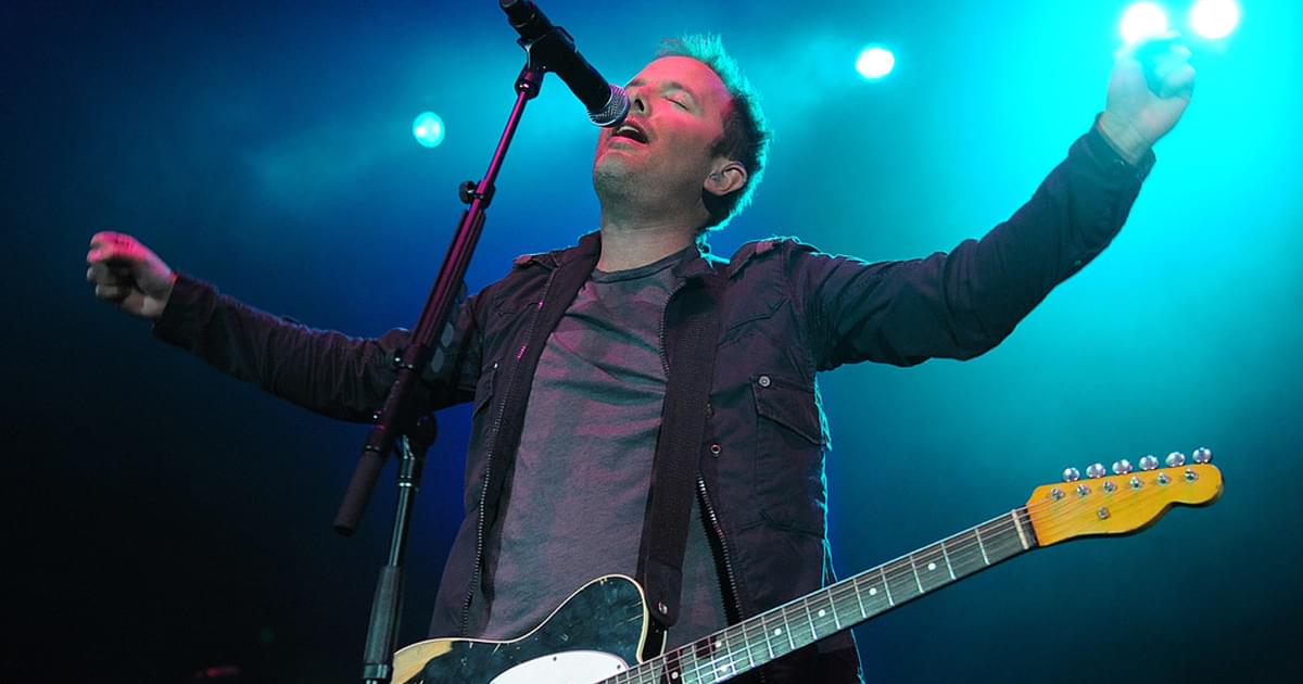 Exclusive: Chris Tomlin Sings the Praises of the Artists & Songs on His New Worship Album, “Chris Tomlin & Friends”
