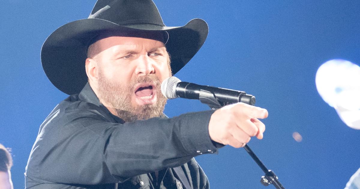 Garth Brooks Will Be Ready to Resume Stadium Tour If the “Green Flag Does Drop in 2021”