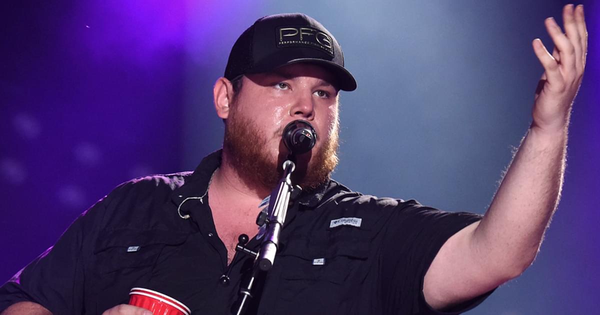 Luke Combs’ “Lovin’ On You” Is No. 1 on the Billboard Country Airplay Chart for 4th Straight Week