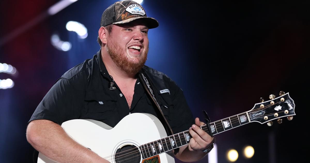 Luke Combs Says Garth’s Absence From CMA Entertainer of the Year Category Will Keep Him Wondering
