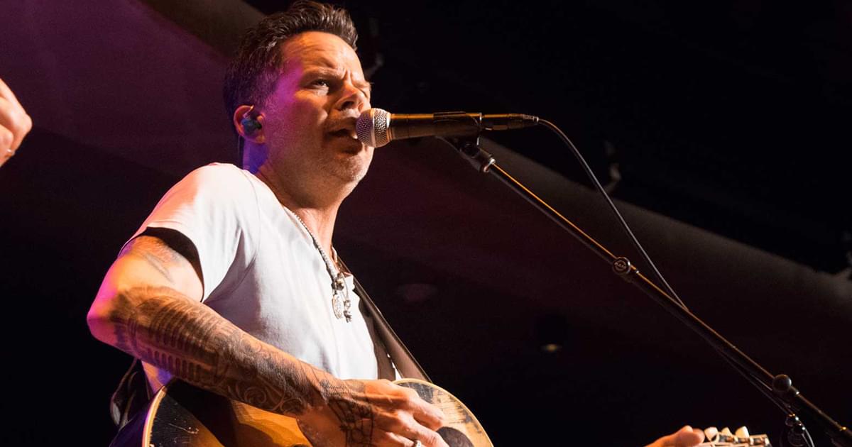Gary Allan Drops Spirited New Video for “Waste of a Whiskey Drink” [Watch]