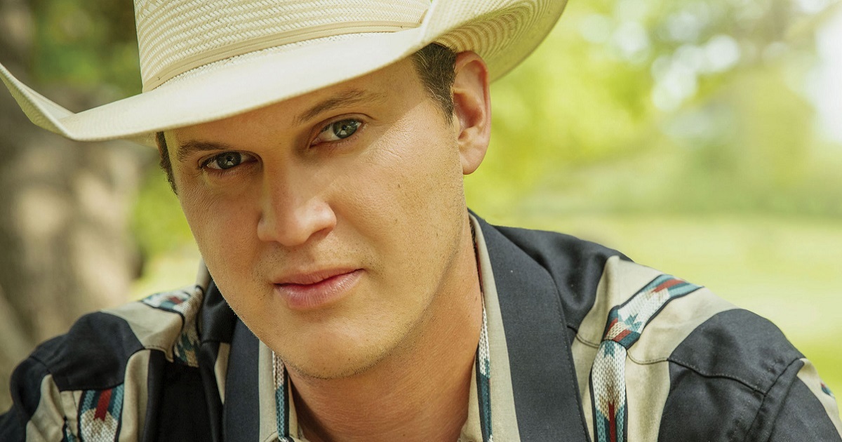 Jon Pardi Is Waking Up With The Wolf