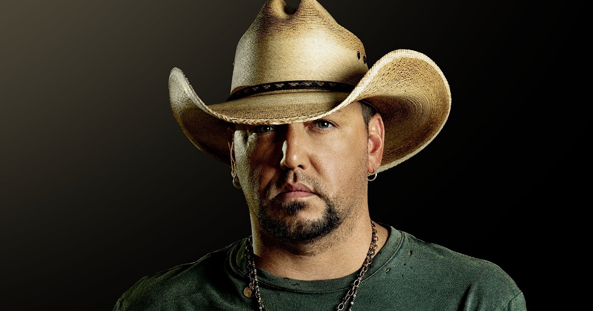 Jason Aldean Shares That a Special Guest Came to See Him Back In the Saddle