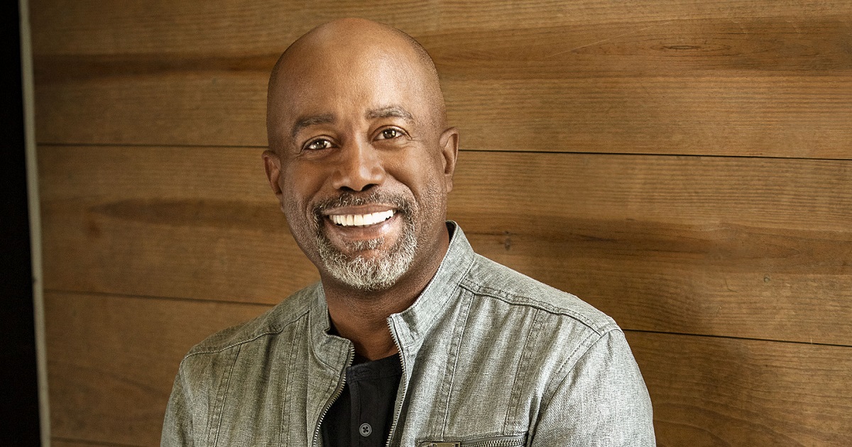 Darius Rucker is Headed To a Theatre Near You in 2022