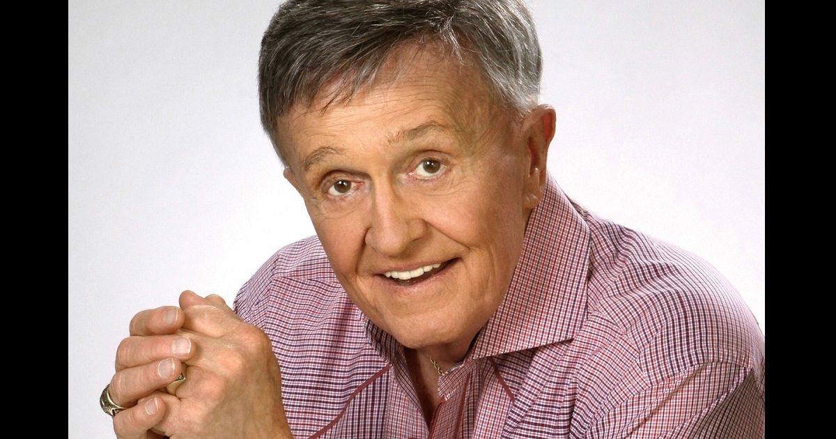 Bill Anderson’s As Far As I Can See: The Best Of is Available Now