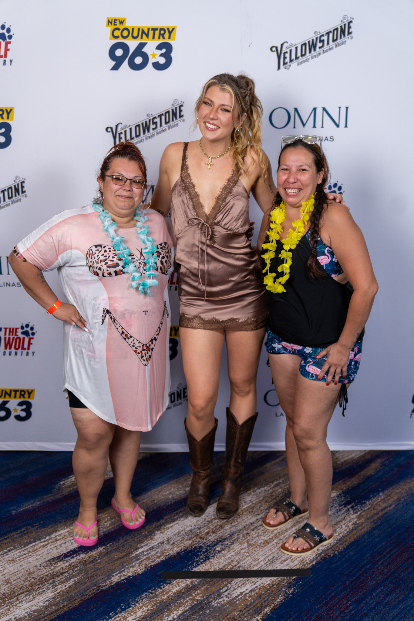 Country Close Up: Dasha Meet & Greet