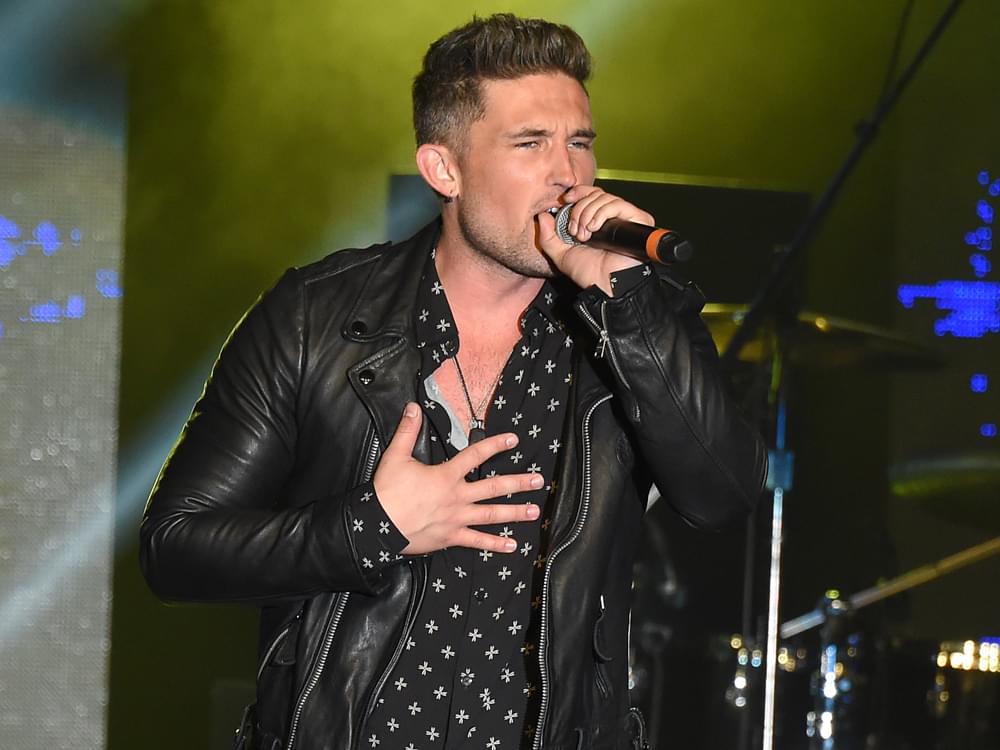Listen to Michael Ray’s New Breakup Ballad, “Her World or Mine”