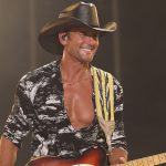 After 3-Decade Career, Tim McGraw Says He’s Still Trying to “Push the Limits of What I’m Capable of Doing”