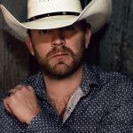 Justin Moore Salutes the Men and Women of the Military Who Gave Their All