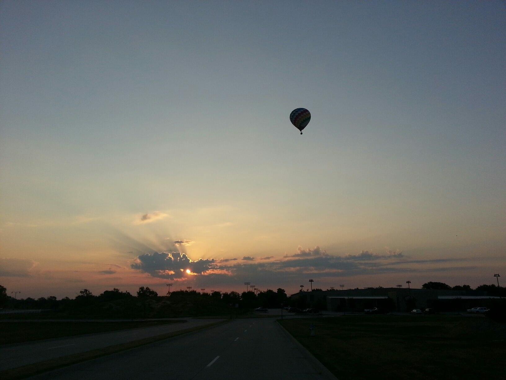 US House OKs Balloon Pilot Medical Exams After Texas Crash