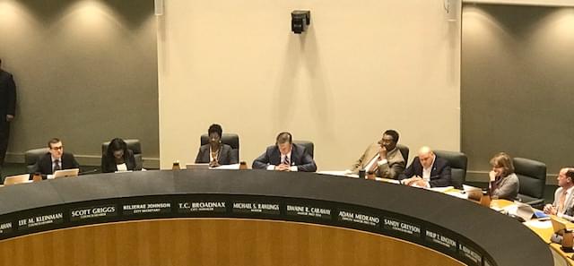 City of Dallas Approves Deal to Pay for Crossing Guards