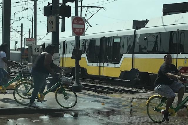 Dallas City Council Approves Scooters, Bike Share Regulations