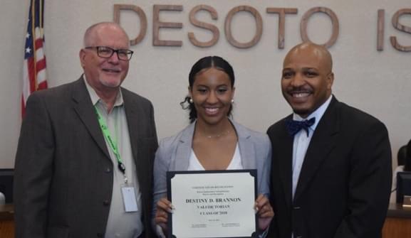 A DeSoto High Valedictorian Finds Out Her Title Was a Mistake