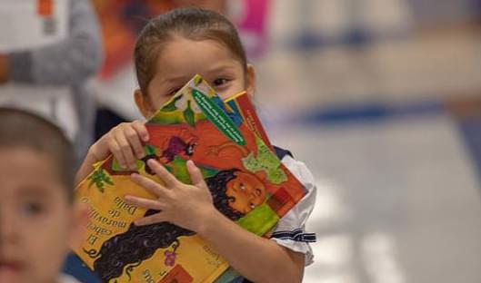 Fort Worth Program Donates Books to Classrooms for North Texas Giving Day