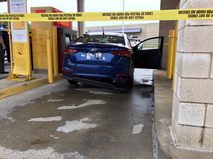 Suspected Credit Card Skimmer Leads Tarrant County Deputies On Car Case Before Being Arrested