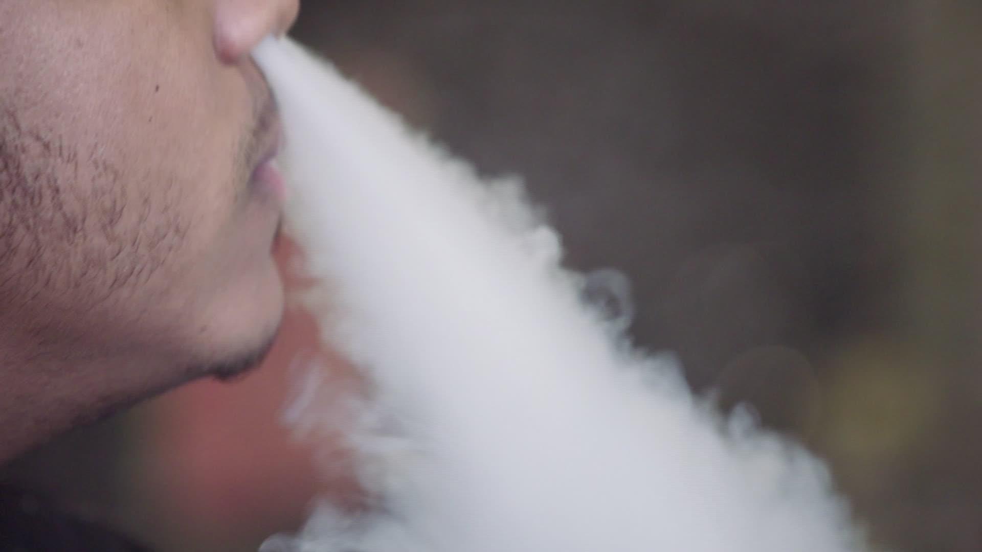 WBAP Morning News: Over 150 Cases of Lung Disease in 16 States Linked to Vaping