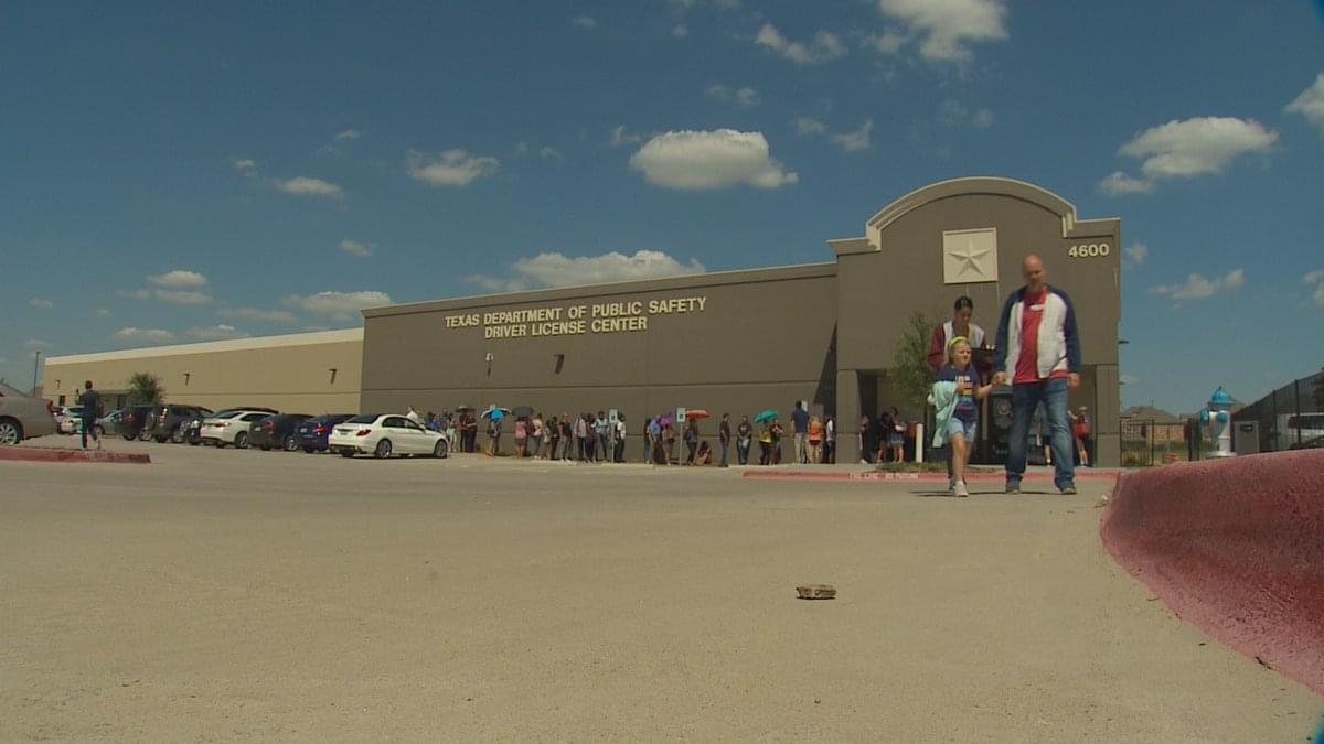 WBAP Morning News: Gov. Greg Abbott Calls For Shorter Lines at DPS Offices