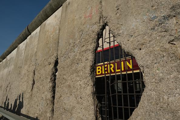 WBAP Morning News: This Weekend is the 30th Anniversary of the Fall of the Berlin Wall