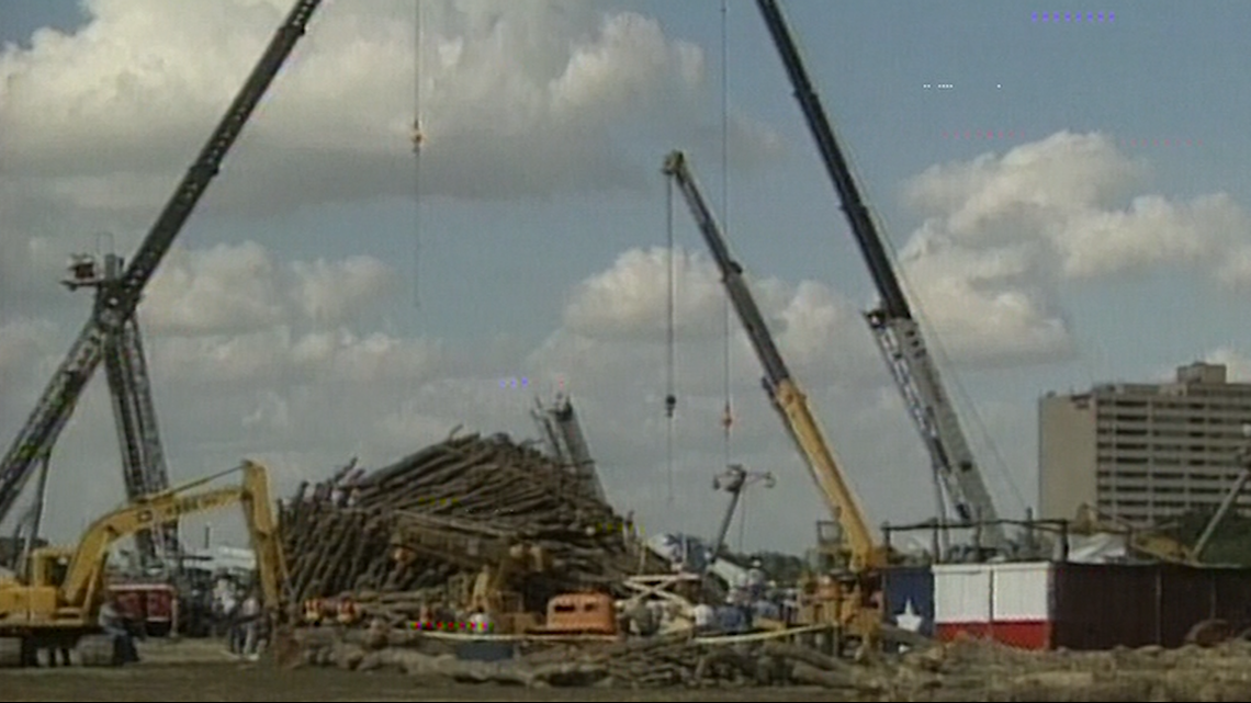 WBAP Morning News – Texas A&M Bonfire Tragedy