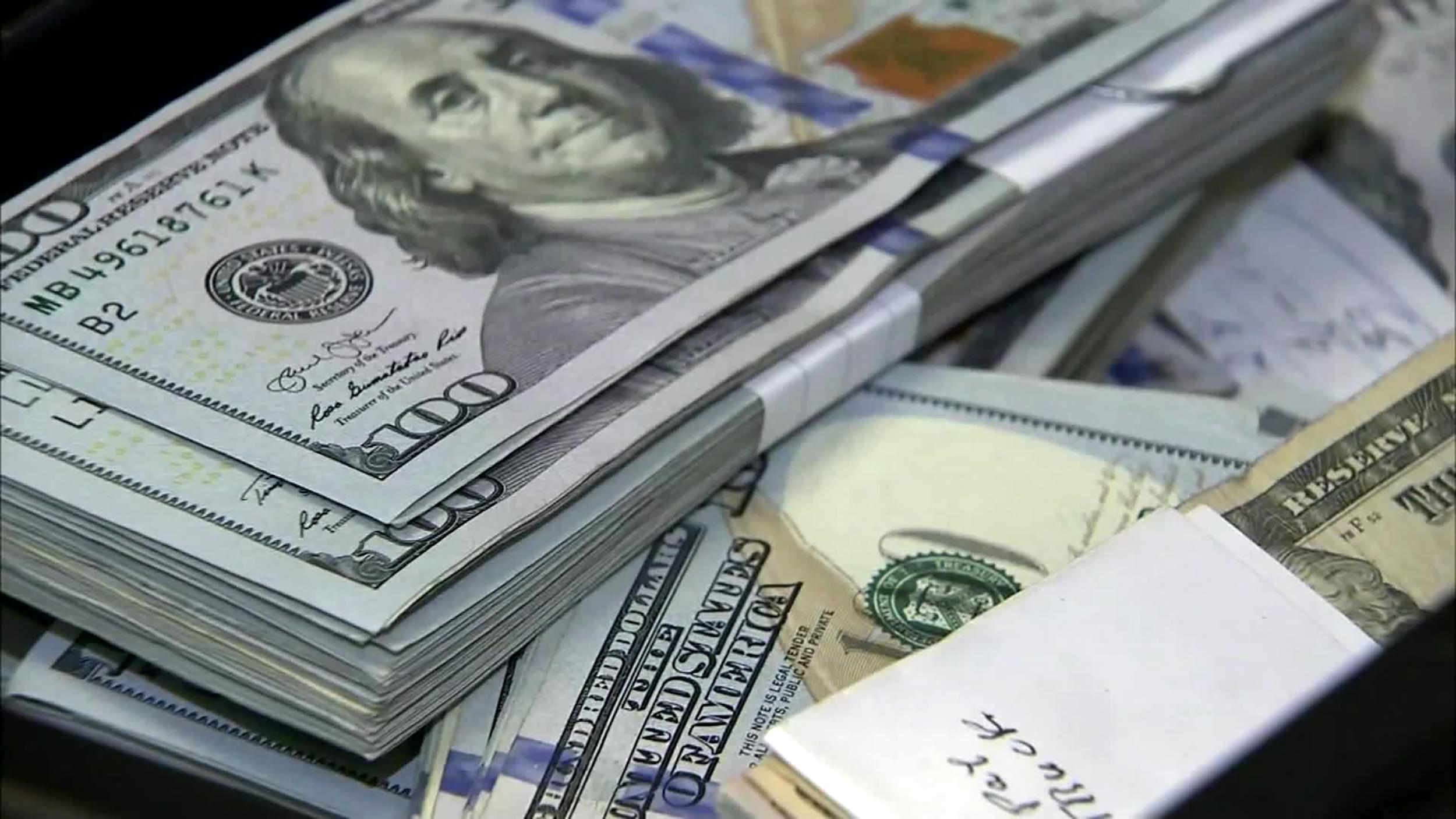 Chris Krok: Learn to Live Within Your Means