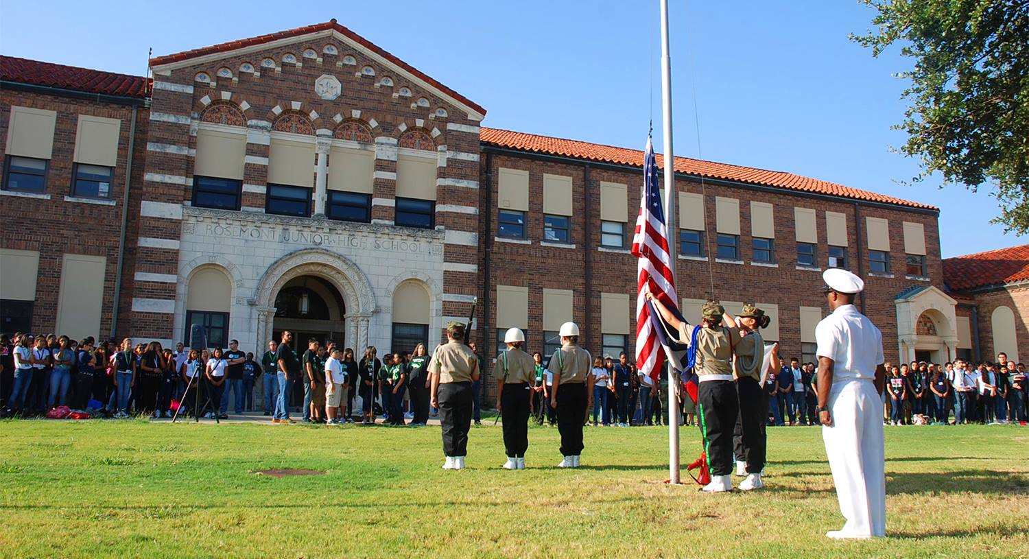 Fort Worth Middle School Students Arrested Following School Fight