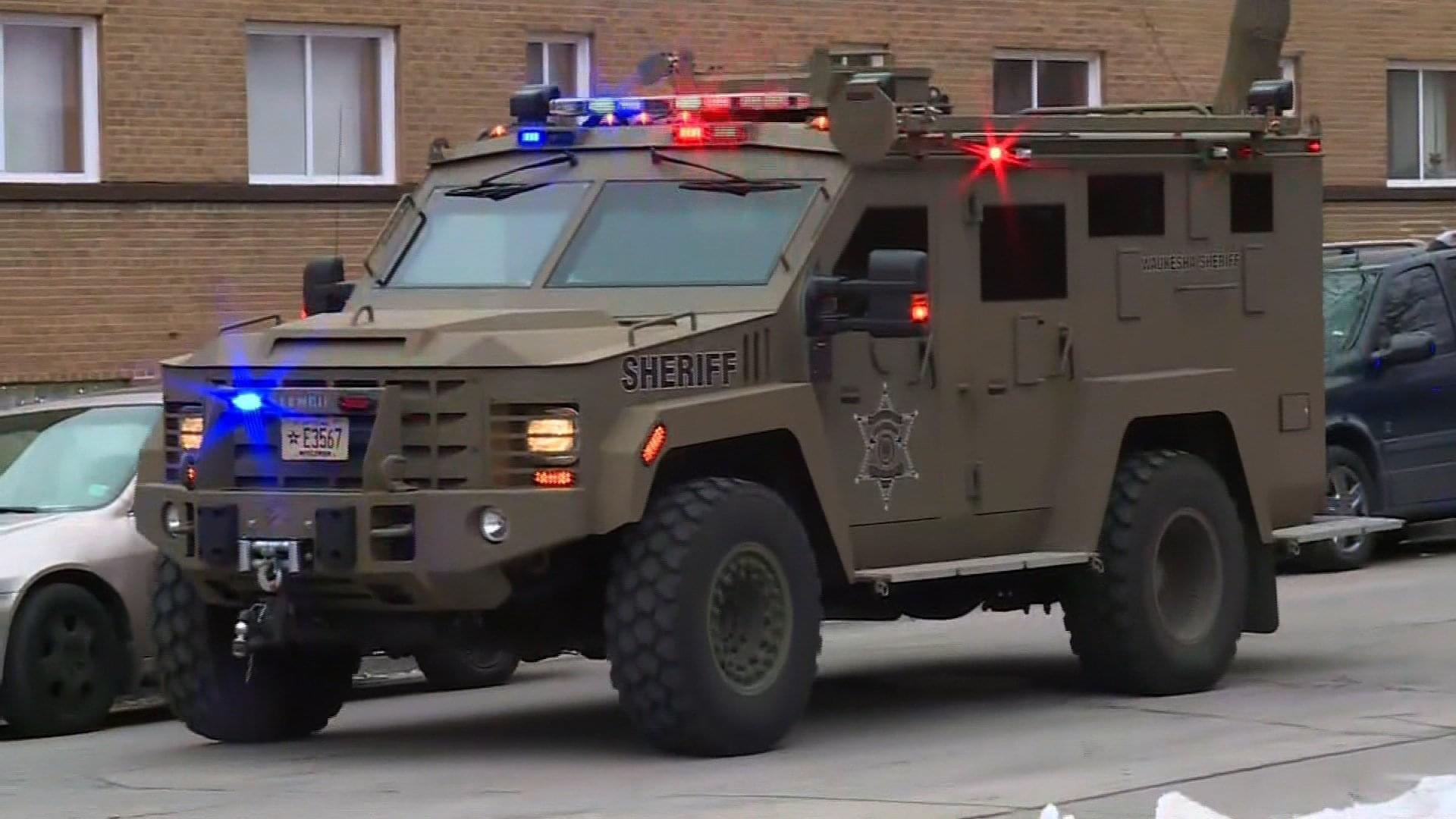 WBAP Morning News: 5 Killed By Gunman at MillerCoors Plant in Milwaukee
