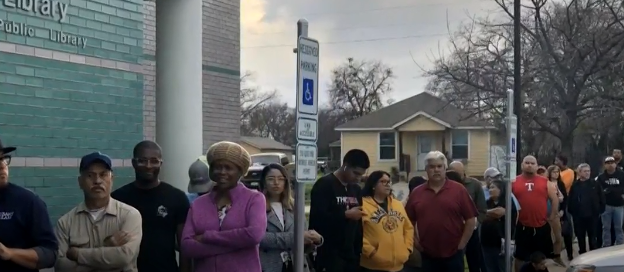 Long Lines on Super Tuesday Cause Frustration