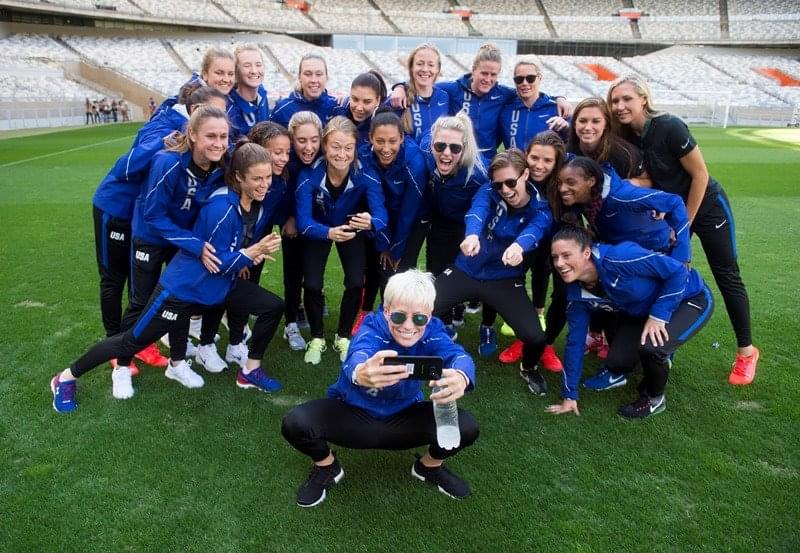 American Women Hide US Soccer Logo During Anthem in Protest