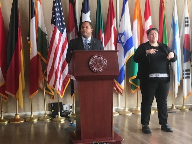 Mayor of Dallas says Local, State Communication is Healthy Amid Coronavirus Pandemic
