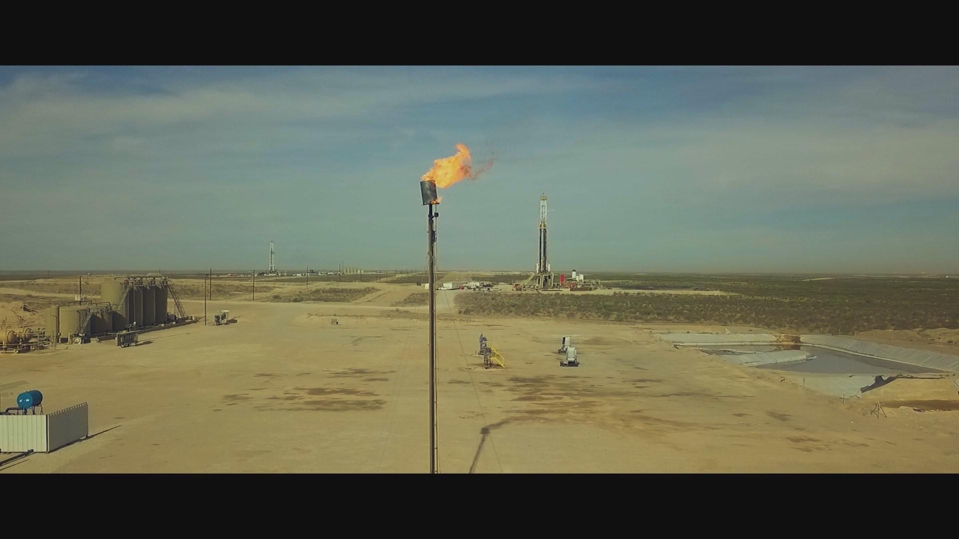 WBAP Morning News: Why Should We Not Be Panicked About Oil?