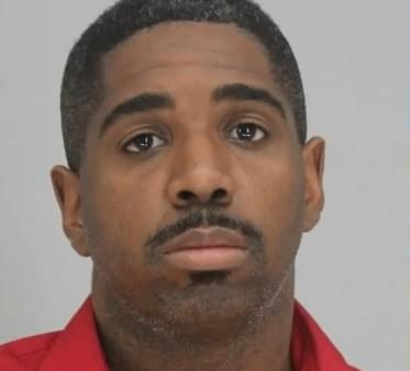 Dallas Mayor Calls for Investigation into why Officer was Left On-Duty after being Named Person of Interest in Two Murders