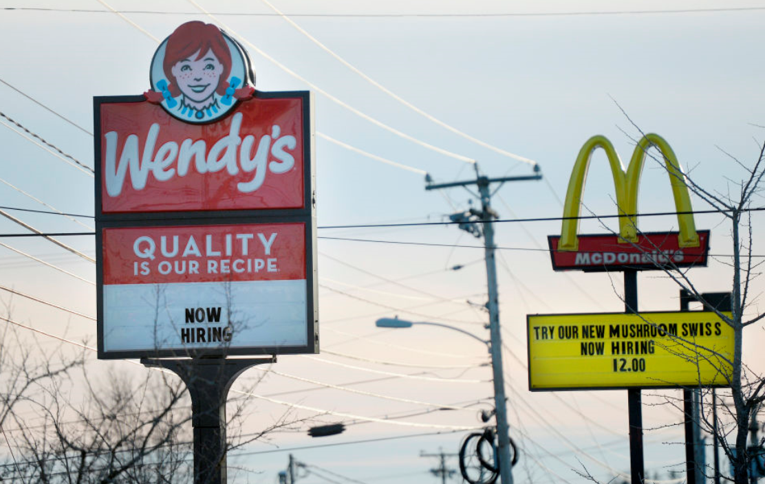 Restaurants, Fast Food Chains Struggling to Find Workers Post Pandemic Shutdowns
